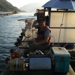 午前中だけ青井イカダに釣行、55cmの大物をゲット！