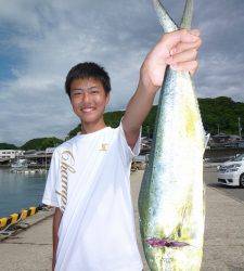 飲ませ釣りでシイラ810cm！沖一文字にて