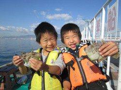 尼崎市魚つり公園　ウキ釣りでセイゴ18尾の釣果　胴突きでカワハギも