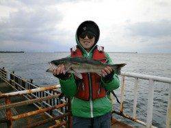 大阪南港魚つり園、ガシラ・ハネの釣果、今日も寒い一日でした