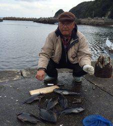 串本の磯で40UPの良型グレ☆カワハギも大漁でした