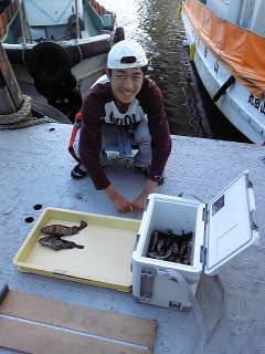 沖の白灯台にてウキ釣りでアコウ45cm！ ガシラ・メバルの数釣りも