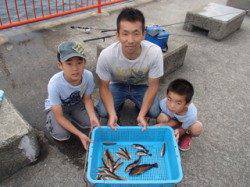 平磯海づり公園　胴突仕掛けでベラ・ メバル・アイナメ