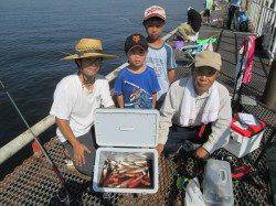 クーラー満タン！尼崎市立魚つり公園でサビキ釣り