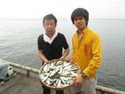 尼崎市立魚つり公園　サビキで５目釣り達成！