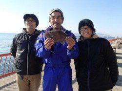 平磯海づり公園　胴突仕掛でウマヅラハギ32cm