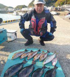 由良神谷の磯・ヒラバエ　カゴ釣りでグレ・イサギ・ハマチの釣果