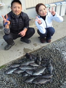 湯浅の磯・タカ島でフカセでグレ好釣果　湯浅一文字では紀州釣りでチヌ