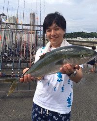 和歌山マリーナシティ海釣り公園　メジロ、ヒラメ