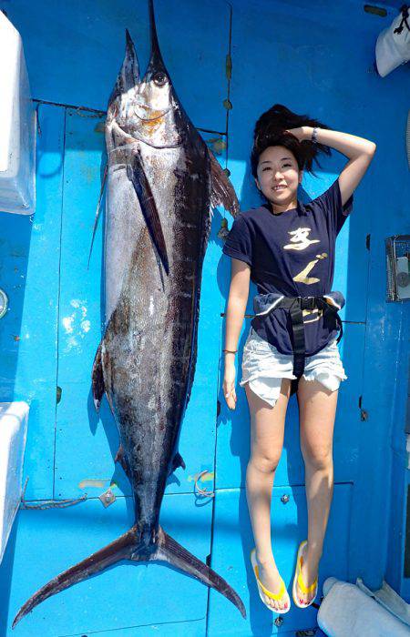 沖縄の釣船クレーンズ・鶴丸 釣果