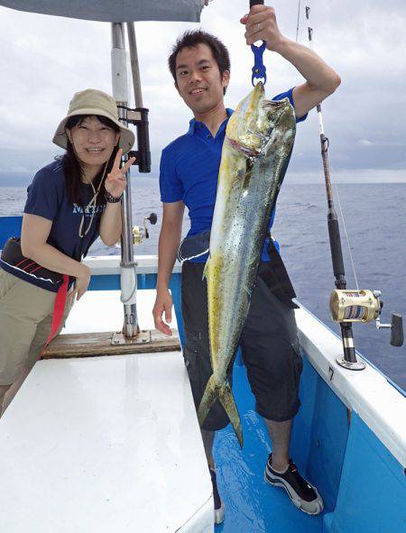 沖縄の釣船クレーンズ・鶴丸 釣果