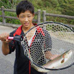 フィッシングレイクたかみや 釣果