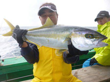 真祐丸 （しんゆうまる） 釣果