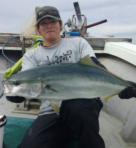 鷹王丸 釣果