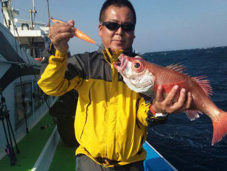 丸万釣船 釣果