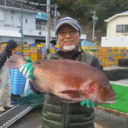 貞丸 釣果