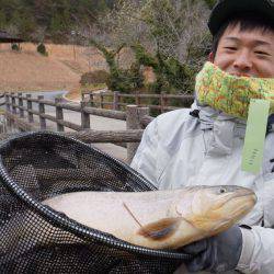 フィッシングレイクたかみや 釣果