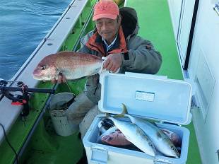 利八丸 釣果