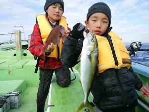 利八丸 釣果