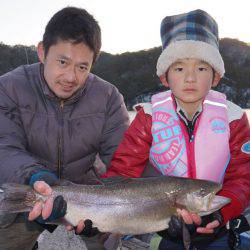 フィッシングレイクたかみや 釣果