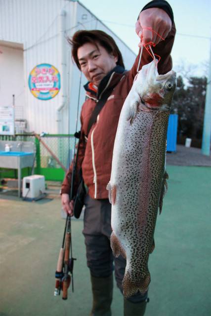 としまえんフィッシングエリア 釣果