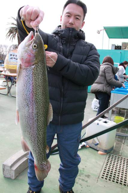 としまえんフィッシングエリア 釣果