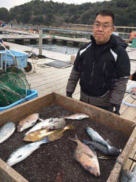 海の釣堀 海恵 釣果 兵庫県 瀬戸内海側 家島 海上釣り堀 釣り堀 青物 陸っぱり 釣り 魚釣り 釣果情報サイト カンパリ