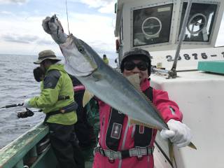 なかくに丸 釣果