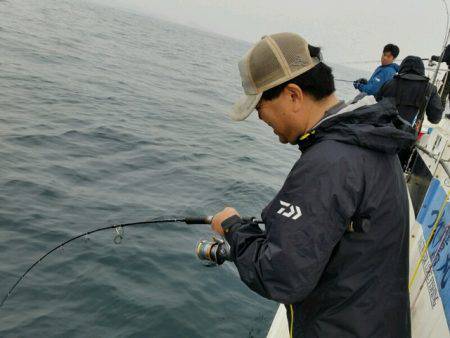 つれ鷹丸 釣果