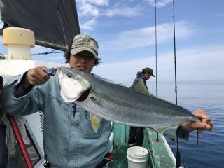 なかくに丸 釣果