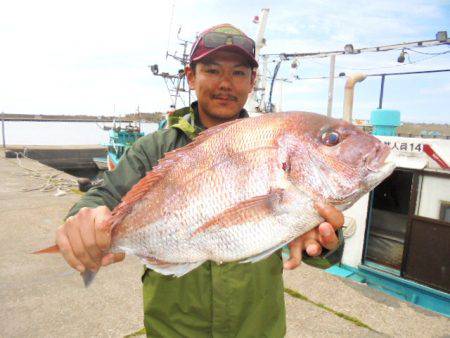 初栄丸 釣果