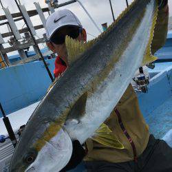 松鶴丸 釣果