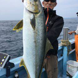 松鶴丸 釣果