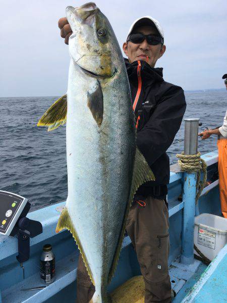 松鶴丸 釣果