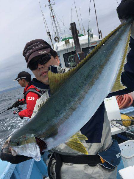 松鶴丸 釣果