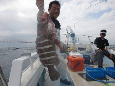 隆星丸 釣果