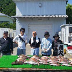 貞丸 釣果