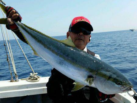 つれ鷹丸 釣果