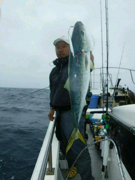 つれ鷹丸 釣果