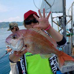 遊漁船　ニライカナイ 釣果