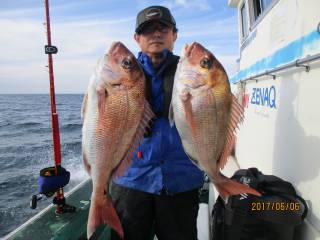 なかくに丸 釣果