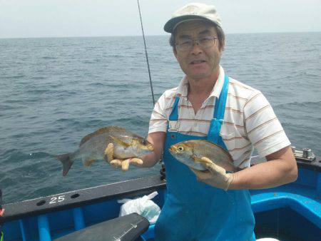 丸万釣船 釣果