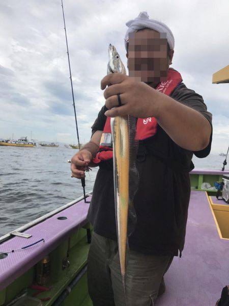 新安浦港 こうゆう丸 タチウオ午前船 釣行