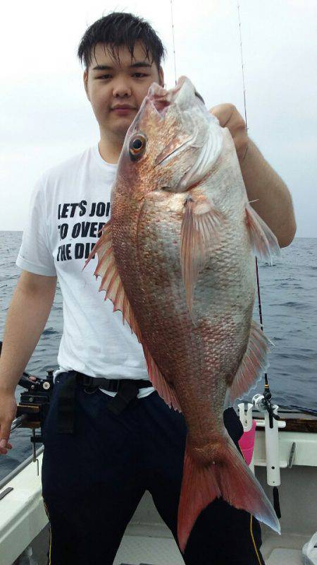 鷹王丸 釣果