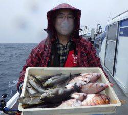 石川丸 釣果