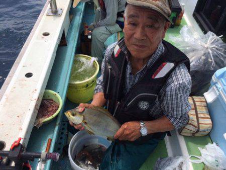 丸万釣船 釣果