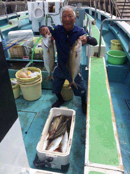 丸万釣船 釣果