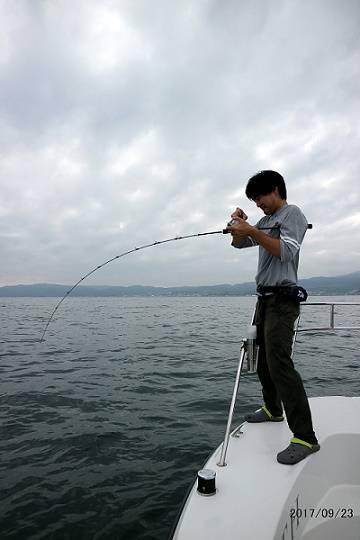 フルコンタクト 釣果