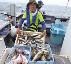 石川丸 釣果