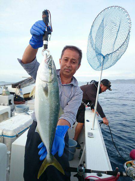 エンペラー 釣果